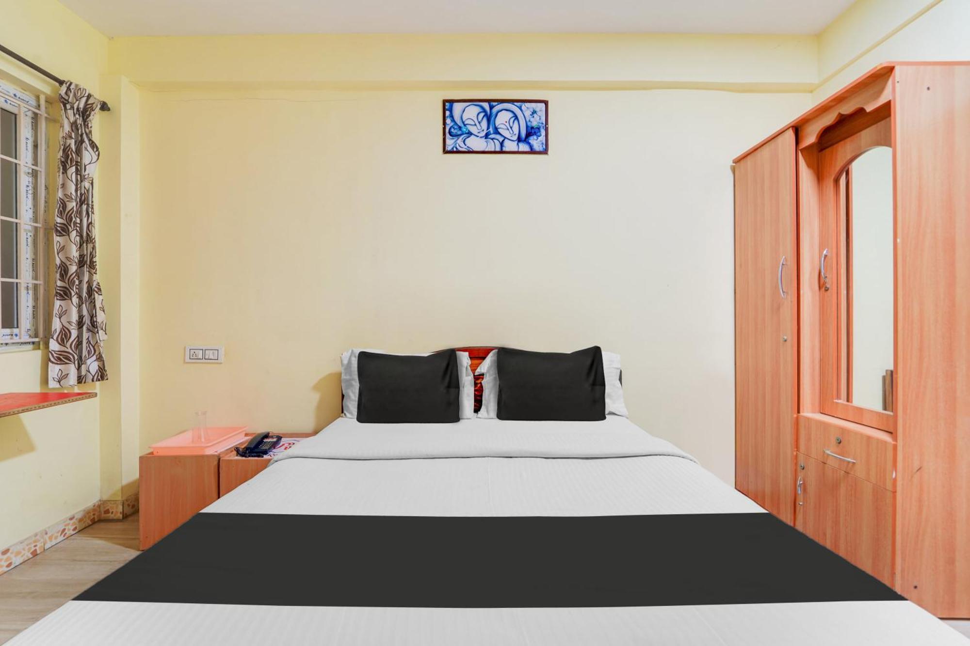 Super Hotel O Airport Road Коимбатур Экстерьер фото