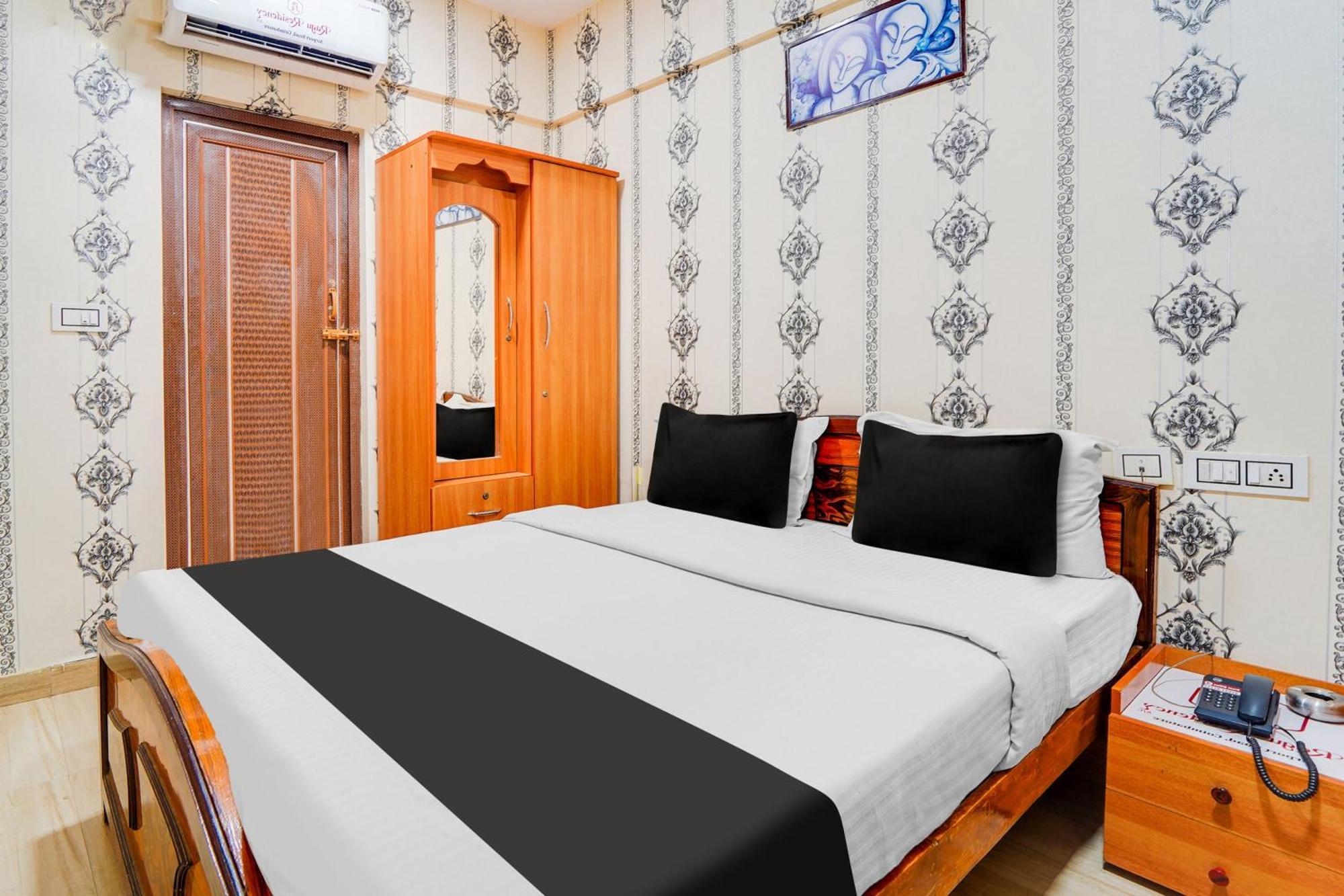 Super Hotel O Airport Road Коимбатур Экстерьер фото